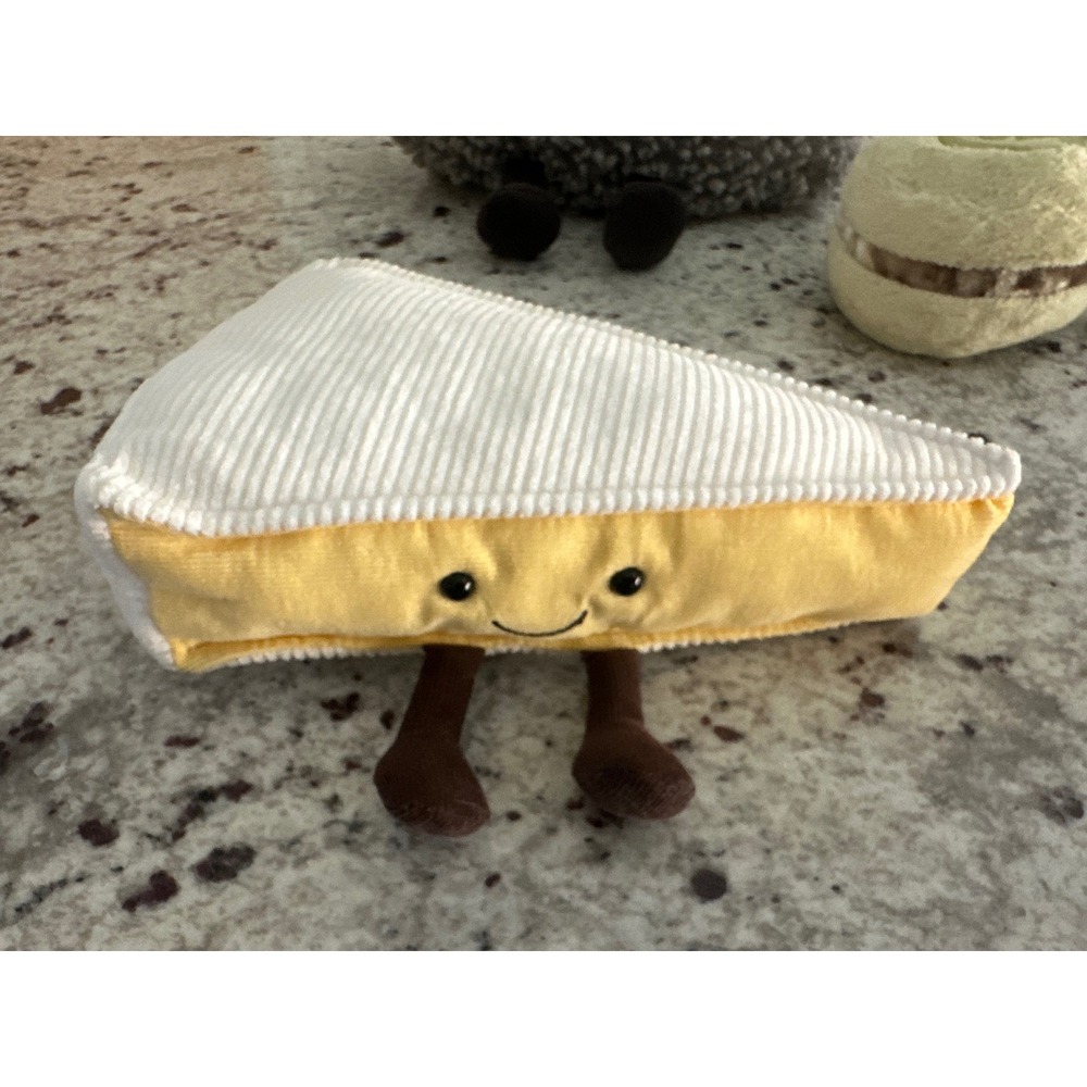 Jellycat Amuseables Brie Cheese plush Retired Authentic!!